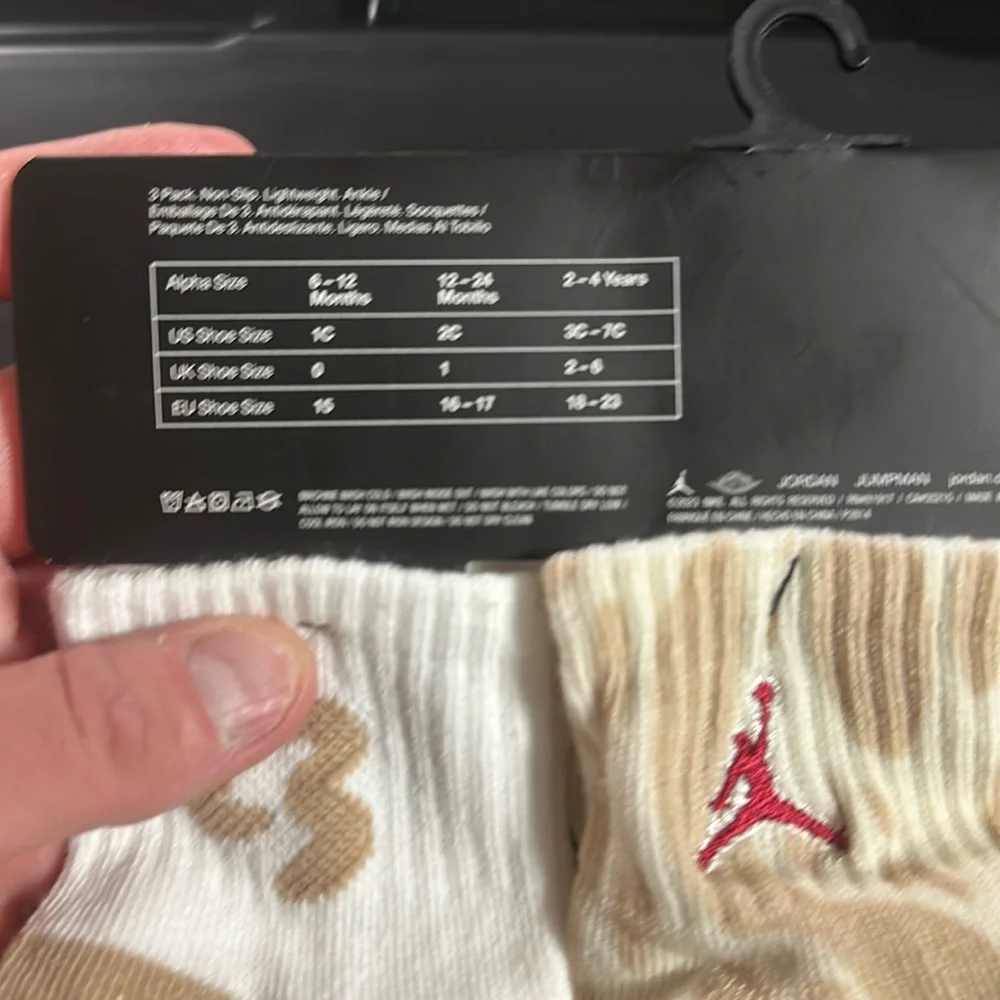 JORDAN 3 PACK BABY/TODDLER SOCKS: NEW IN PACKAGE: SIZE 12-24 MTH